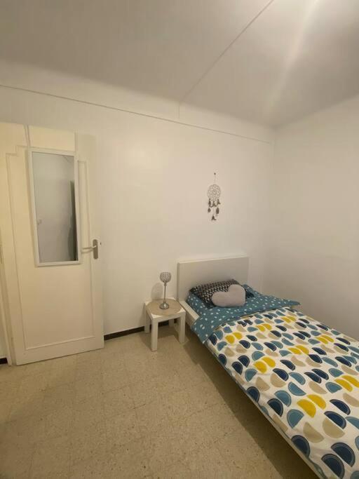 Appartement T4 A Deux Pas De La Gare St Charles Марсель Экстерьер фото