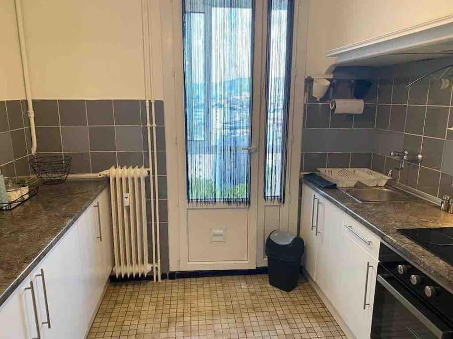 Appartement T4 A Deux Pas De La Gare St Charles Марсель Экстерьер фото