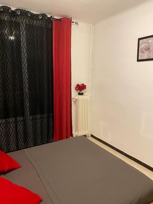 Appartement T4 A Deux Pas De La Gare St Charles Марсель Экстерьер фото