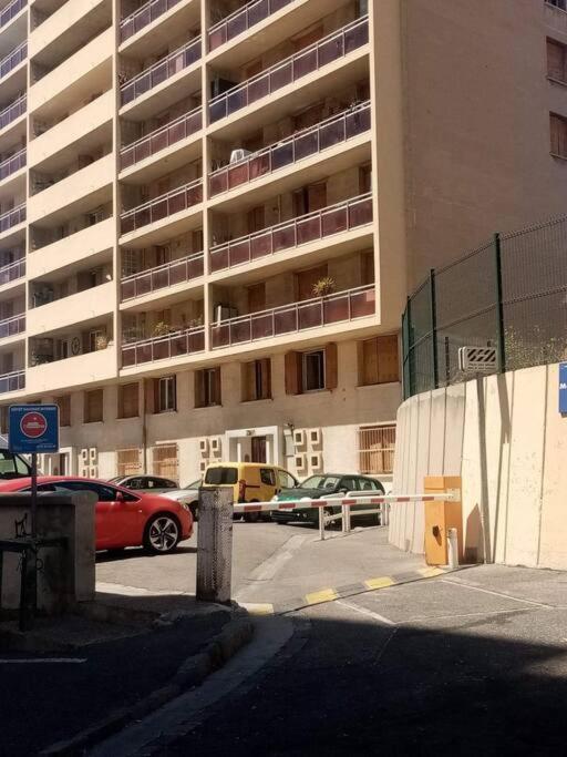 Appartement T4 A Deux Pas De La Gare St Charles Марсель Экстерьер фото