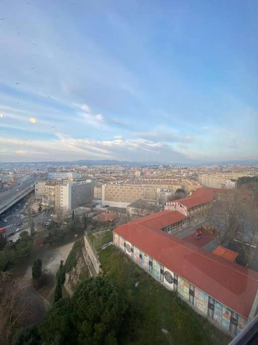 Appartement T4 A Deux Pas De La Gare St Charles Марсель Экстерьер фото