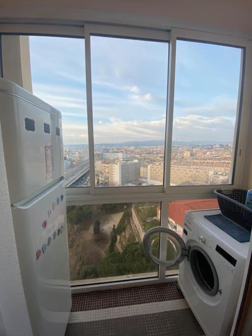 Appartement T4 A Deux Pas De La Gare St Charles Марсель Экстерьер фото