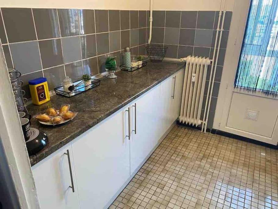 Appartement T4 A Deux Pas De La Gare St Charles Марсель Экстерьер фото
